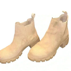 Steve Madden Women's Howler Chelsea Boot